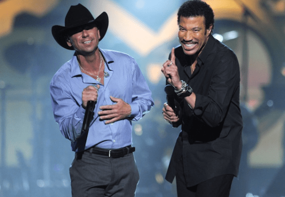 1956259-Lionel-Richie-and-Kenny-Chesney