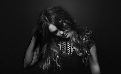 Julia Stone - By The Horns Art Sleeve